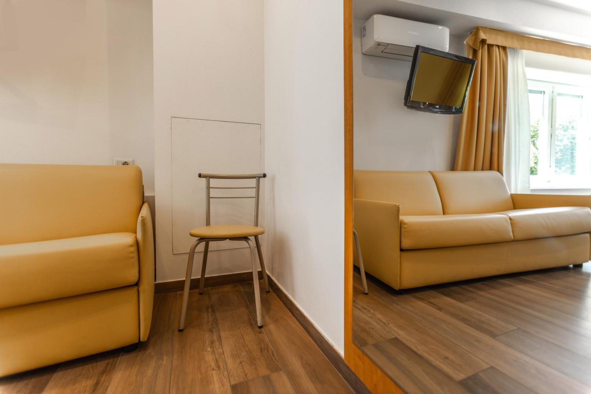 Hotel Villa Margherita Лимоне сул Гарда Екстериор снимка