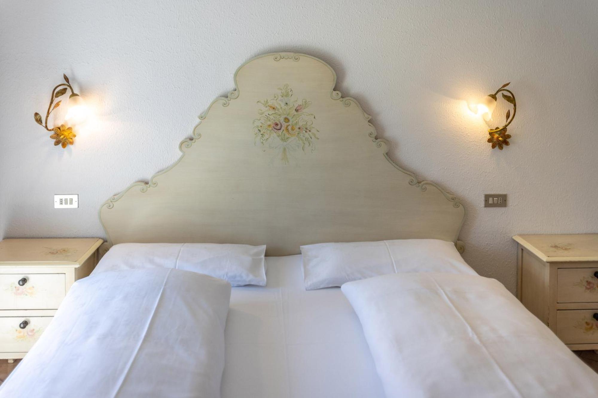 Hotel Villa Margherita Лимоне сул Гарда Екстериор снимка