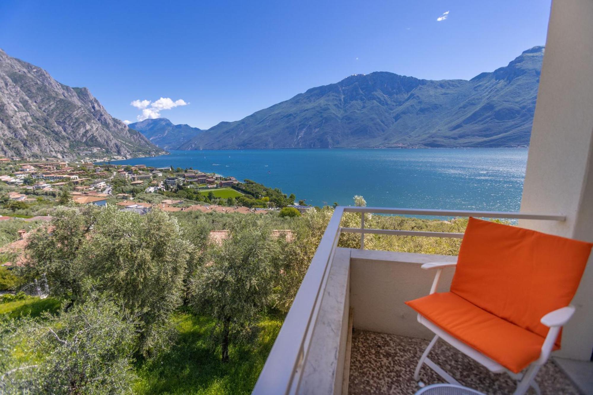 Hotel Villa Margherita Лимоне сул Гарда Екстериор снимка